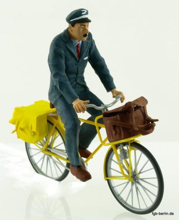Preiser Postbote (Frankreich) auf Fahrrad