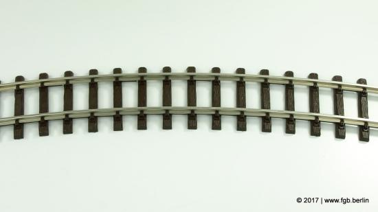 THIEL R= 135 cm, gebogenes Gleis vernickelt