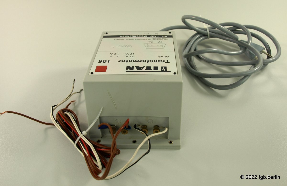 Titan Netzgerät Typ 105, 3,2 Ampere - FGB-Berlin
