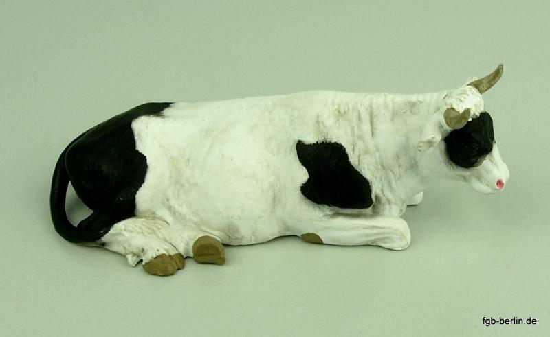 Preiser Elastolin Kuh liegend, schwarz-weiß